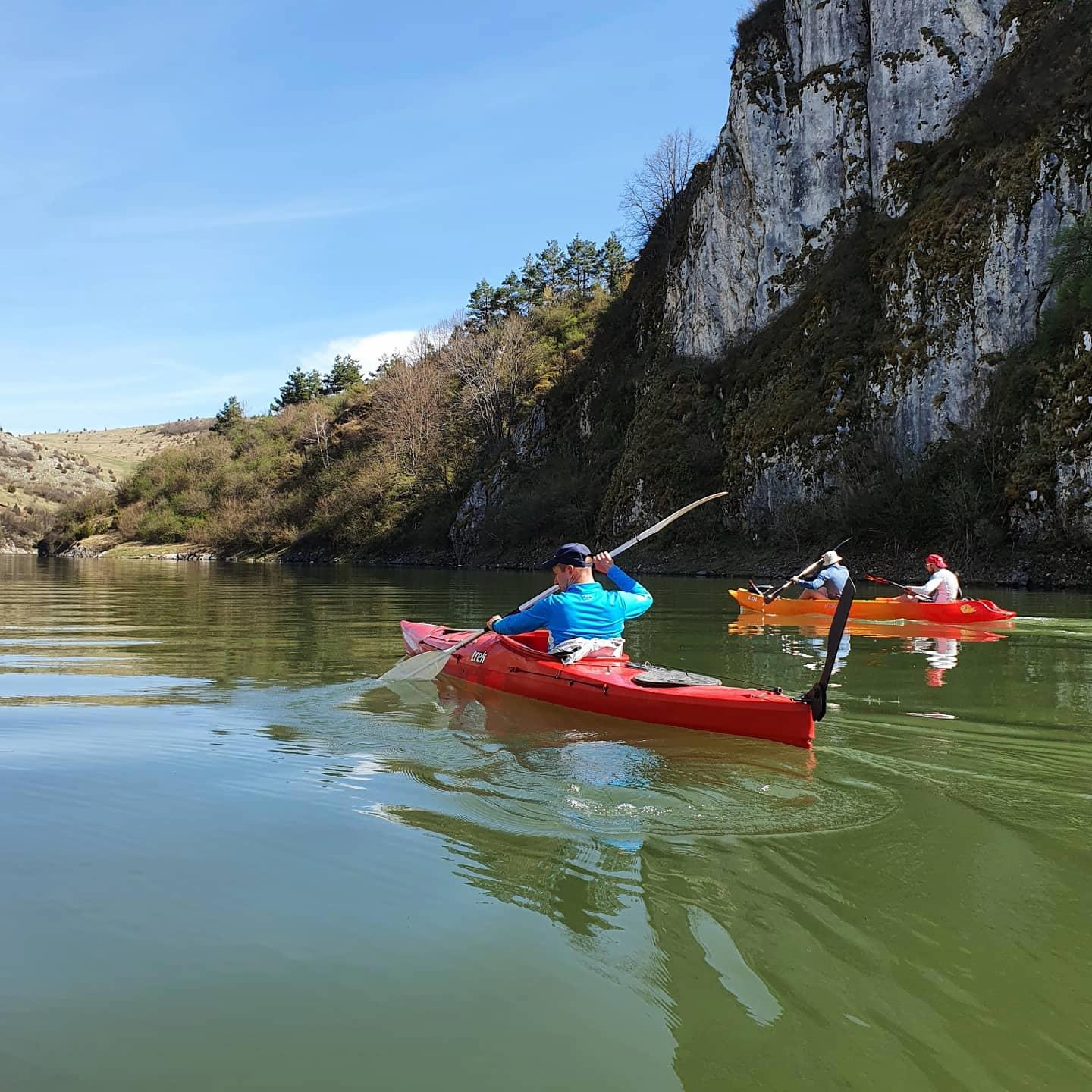 Vožnja kajakom kroz kanjon Uvac