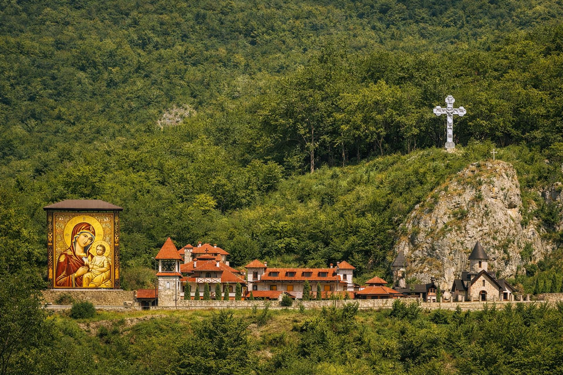 Vrbnica Border Crossing near Kumanica: a shorter route to Sjenica and Uvac